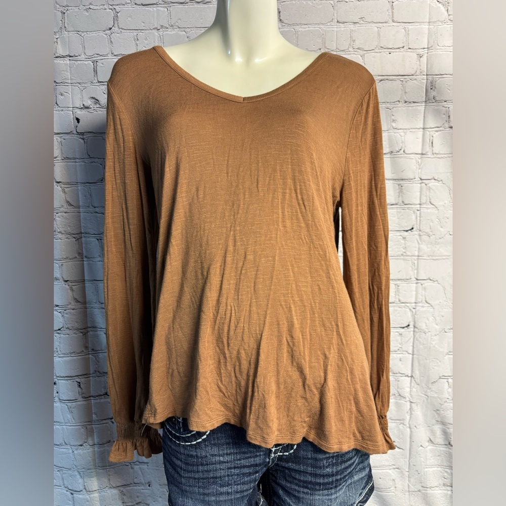 Women’s large Maurices 24/7 top